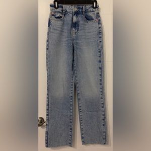 (ZARA) HIGH-RISE STRAIGHT LEG ANKLE-GRAZER JEANS 🤍
